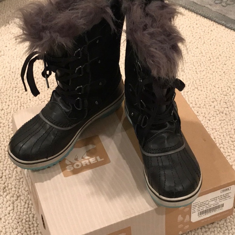 Sorel girls winter  black boots